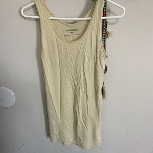 A Pea in the Pod Light Yellow Maternity Scoop Neck Tank